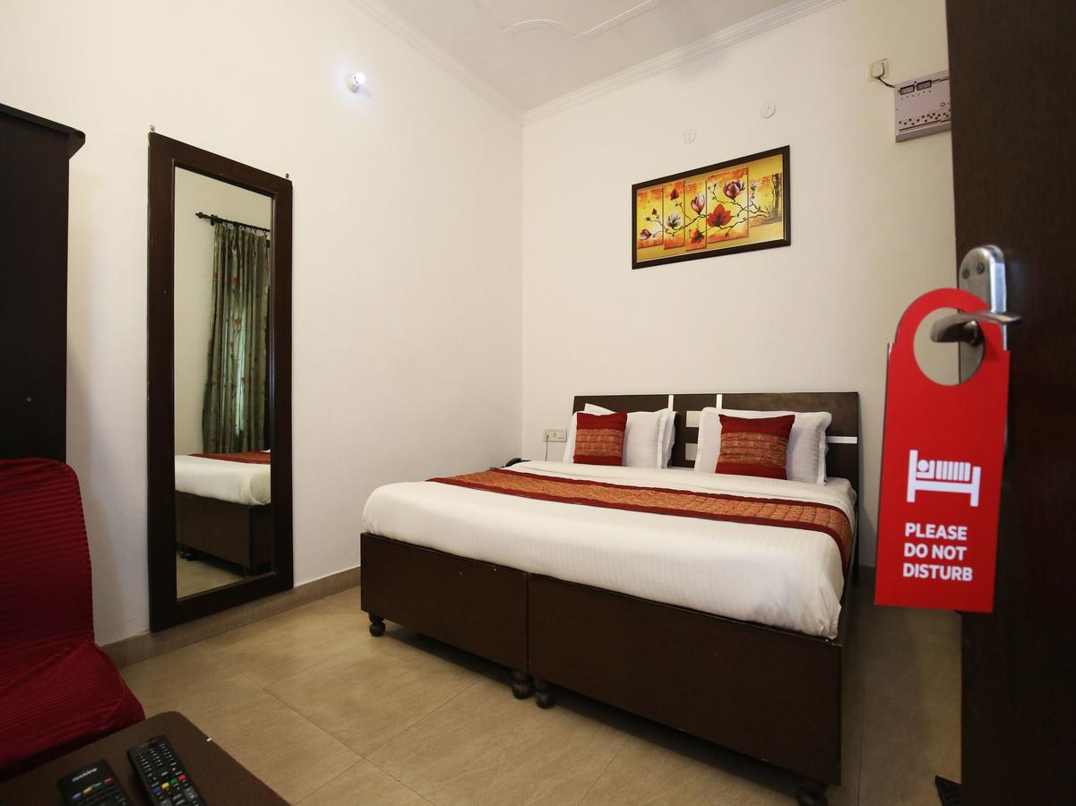 Hotel Sham Villa Амритсар Екстериор снимка