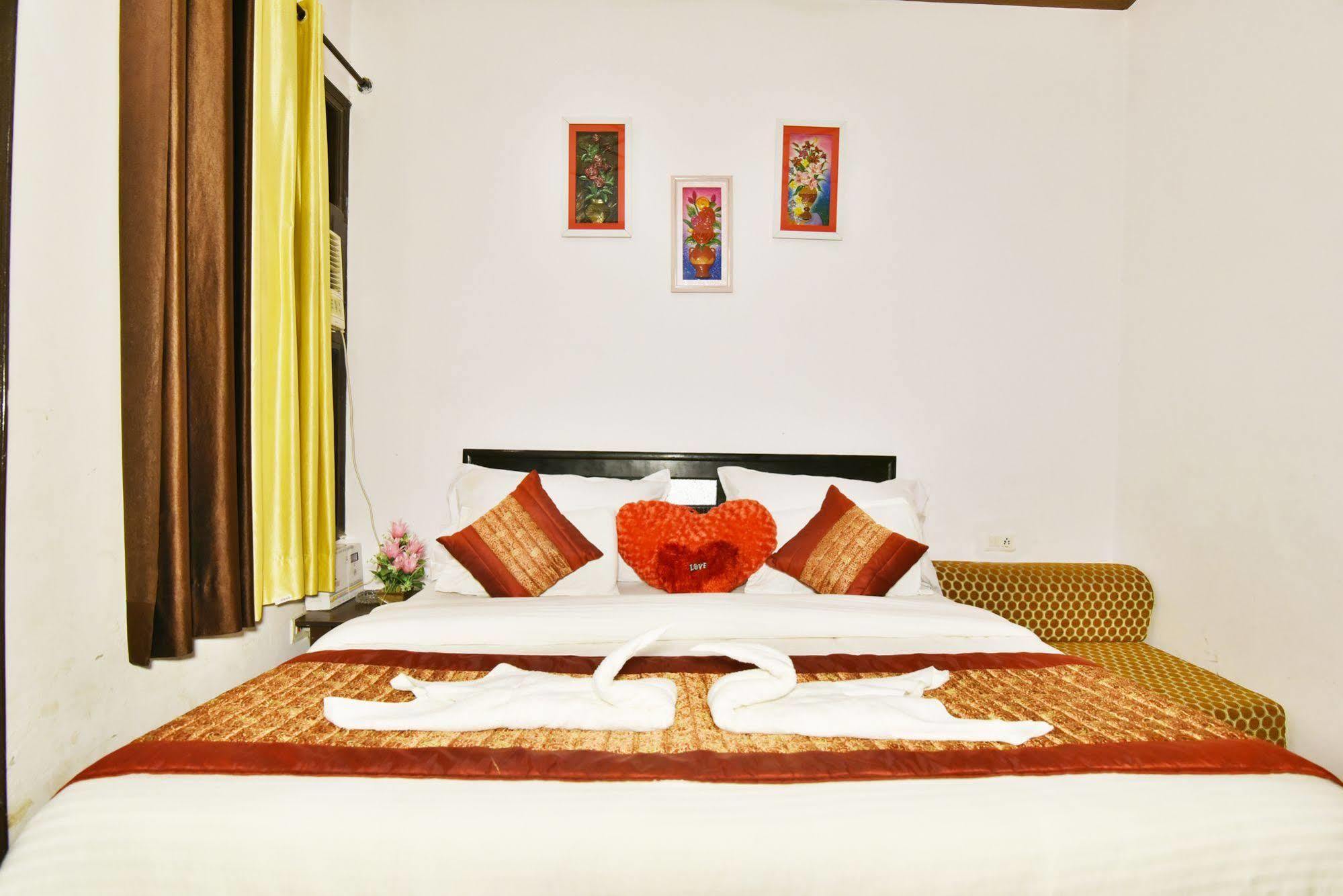 Hotel Sham Villa Амритсар Екстериор снимка
