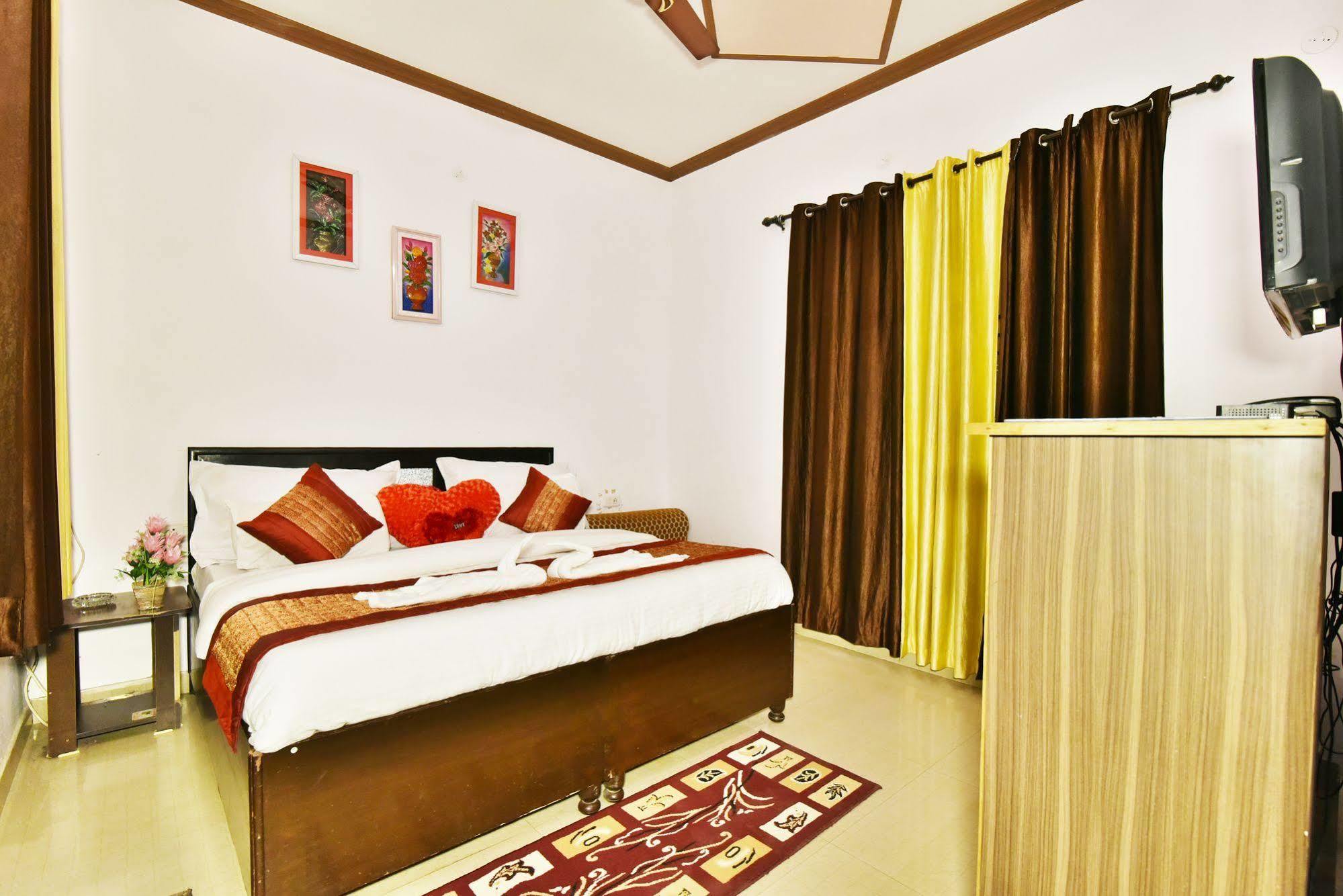 Hotel Sham Villa Амритсар Екстериор снимка