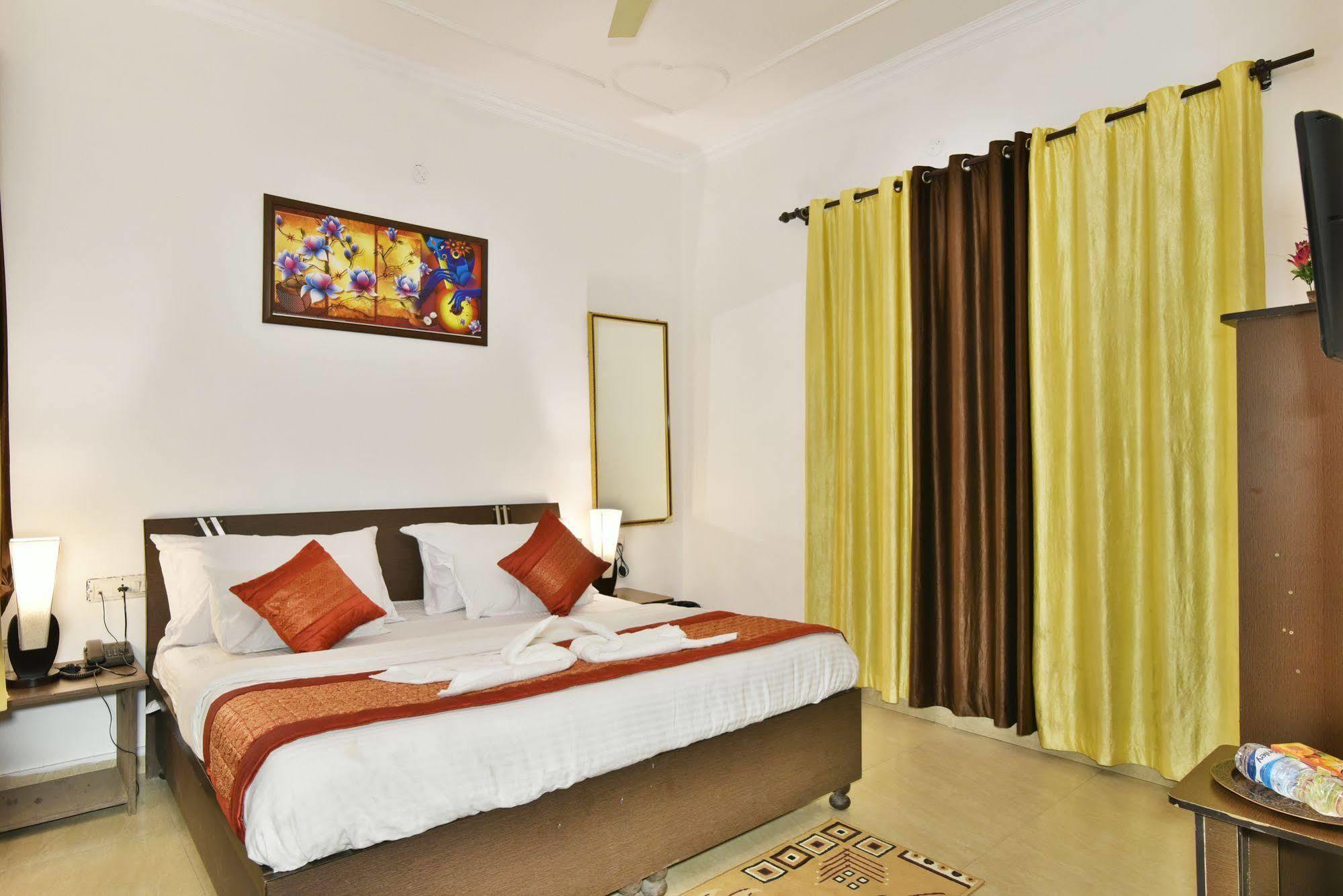 Hotel Sham Villa Амритсар Екстериор снимка